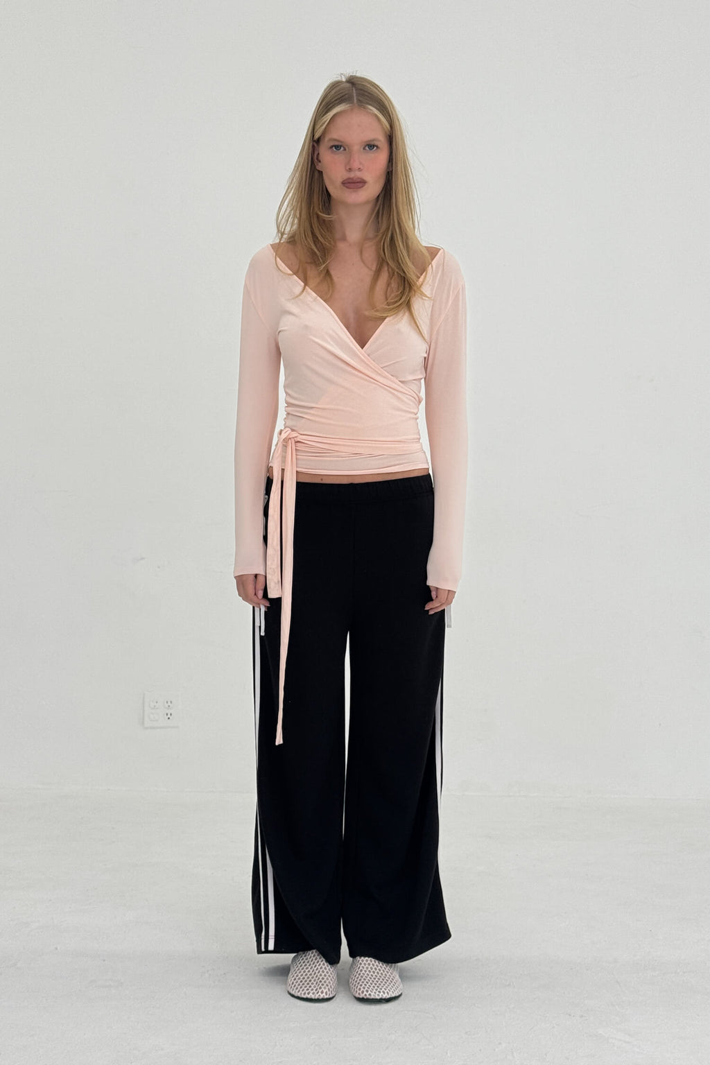 BALLERINA WRAP TOP IN POWDER PINK